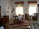 XIII. Visegr�di u. elad� lak�s